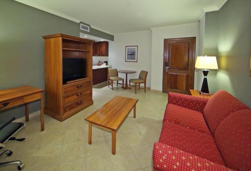 בית מלון כפרי Crowne Plaza Panama, An Ihg