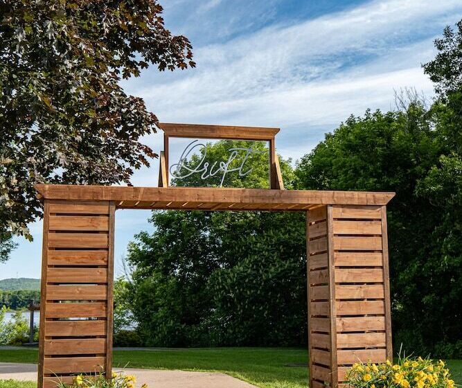 Delta Hotels By Marriott Fredericton