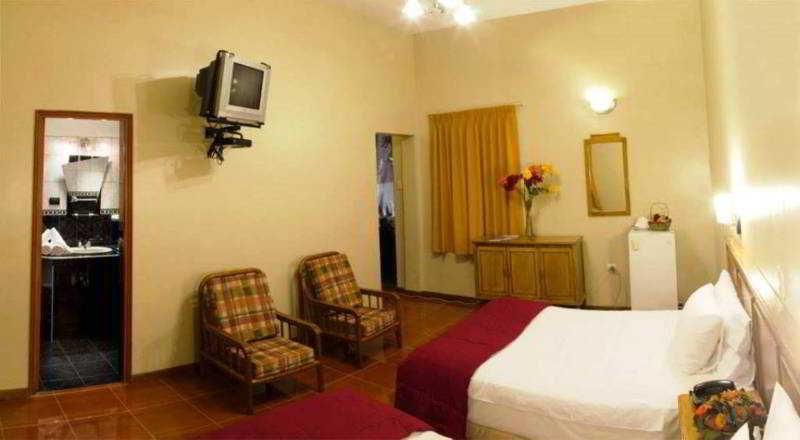 Dm Hoteles Mossone   Ica