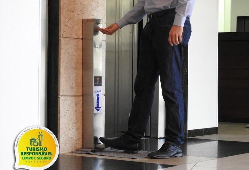 בית מלון כפרי Executive Inn