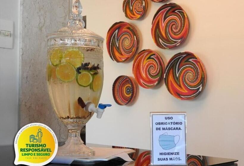 בית מלון כפרי Executive Inn