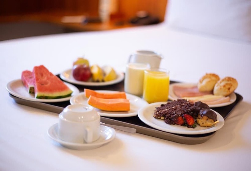 בית מלון כפרי Executive Inn