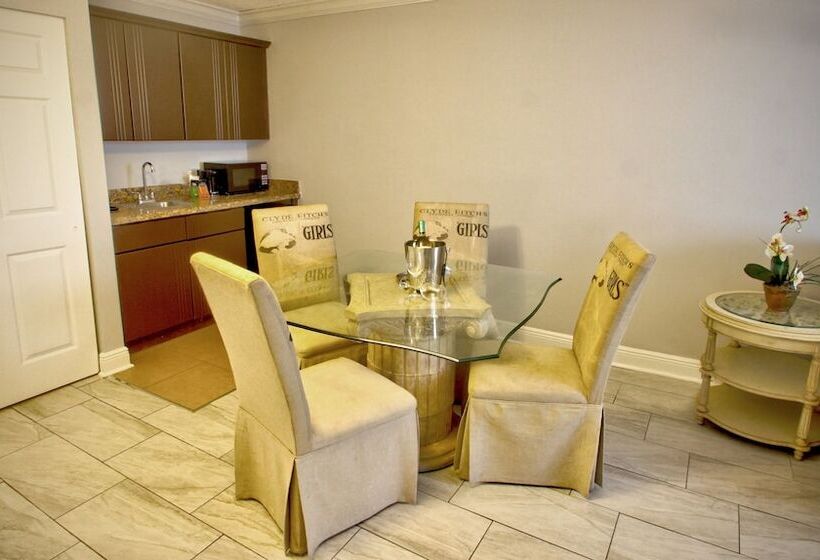 Отель Fort Lauderdale Grand