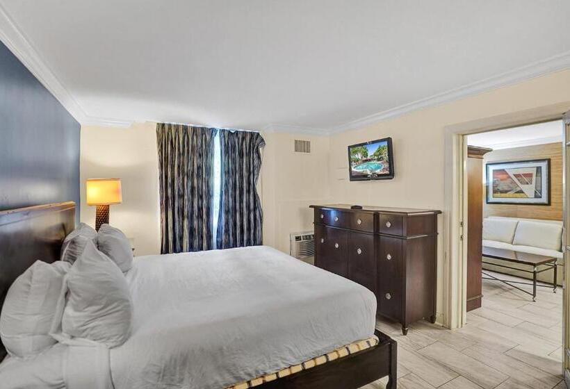 Отель Fort Lauderdale Grand