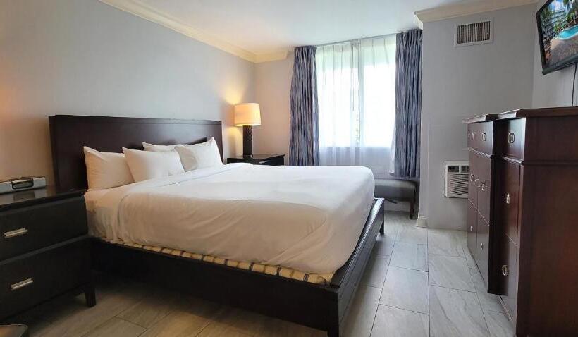 Отель Fort Lauderdale Grand