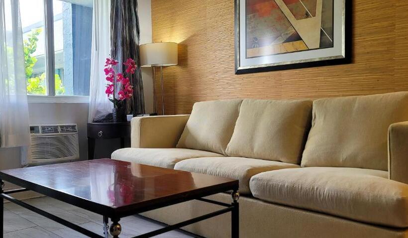 Отель Fort Lauderdale Grand