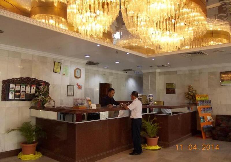 هتل Grand Crystal Kedah