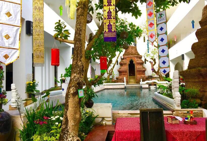 Отель Gudi Boutique