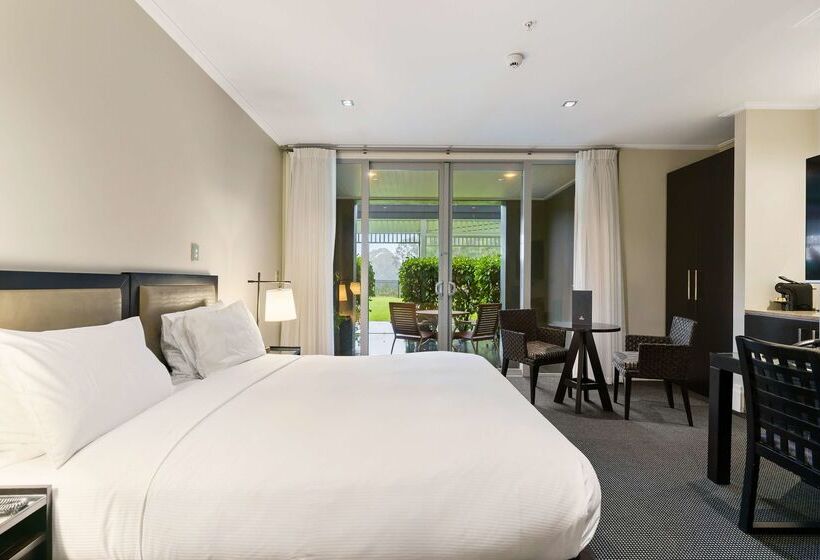 ホテル Hilton Lake Taupo