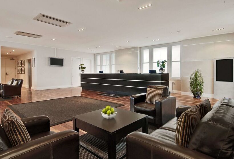 ホテル Hilton Lake Taupo