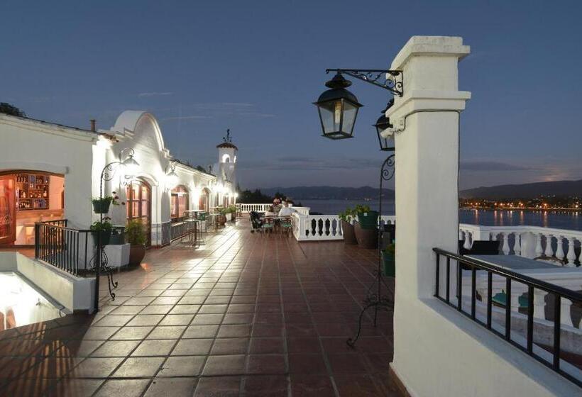 هتل Hipocampus Resort & Spa