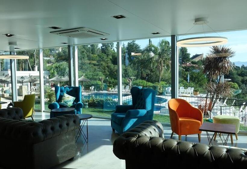 هتل Hipocampus Resort & Spa