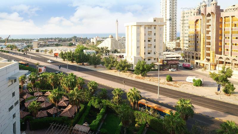 هتل Holiday Inn Kuwait By Ihg