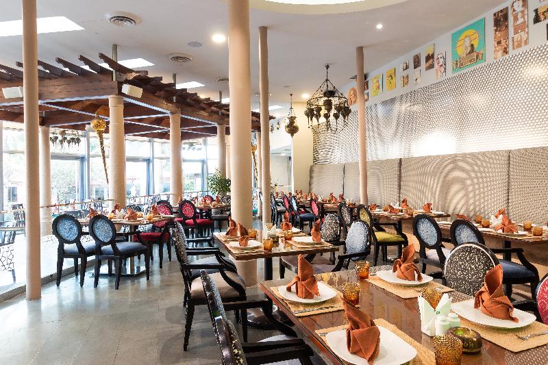 هتل Holiday Inn Kuwait By Ihg