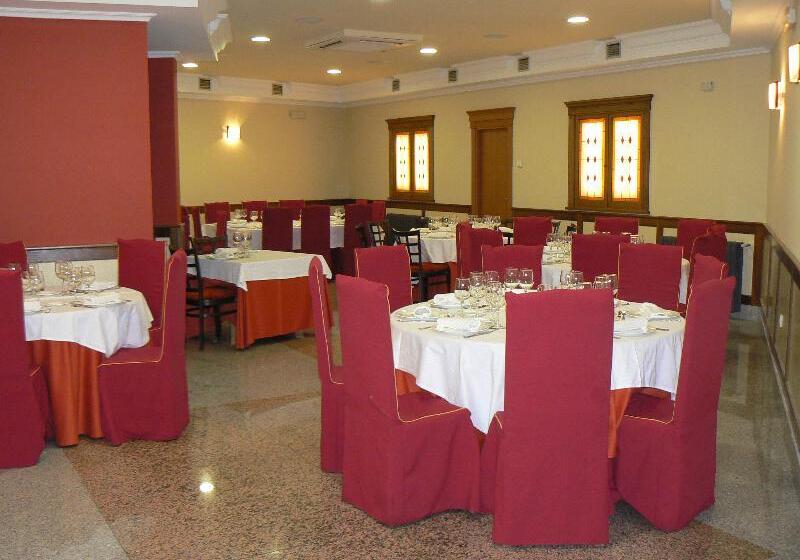 בית מלון כפרי II Castillas Ávila