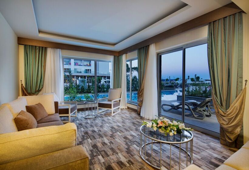 ホテル Kilikya Palace Goynuk   All Inclusive