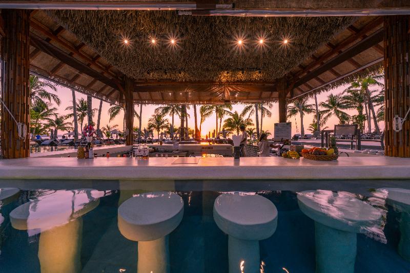 Отель La Flora Khao Lak Sha Extra Plus