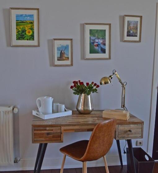 فندق Château De La Pomarède