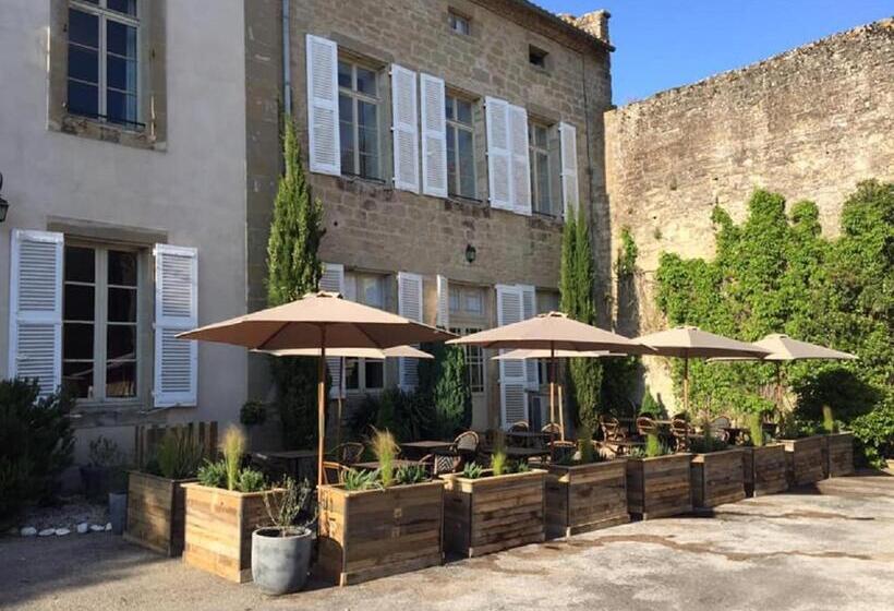 فندق Château De La Pomarède