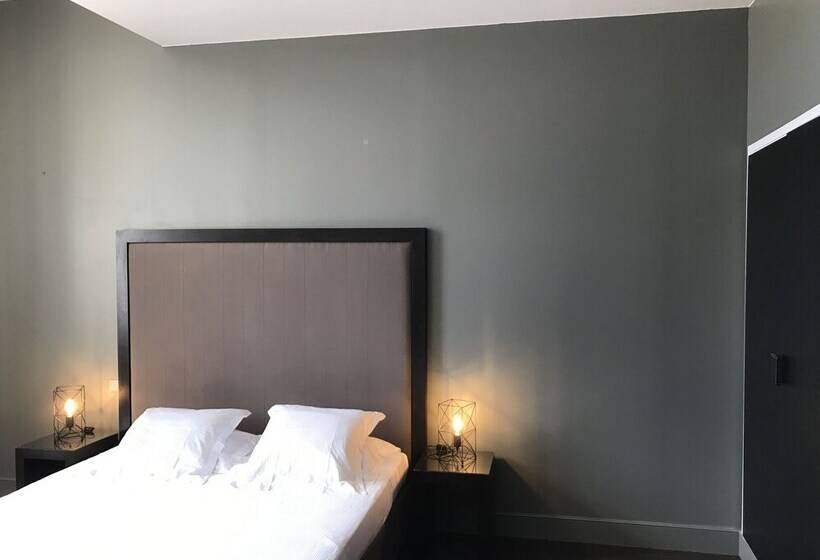 فندق Château De La Pomarède