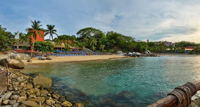 فندق Las Brisas Huatulco