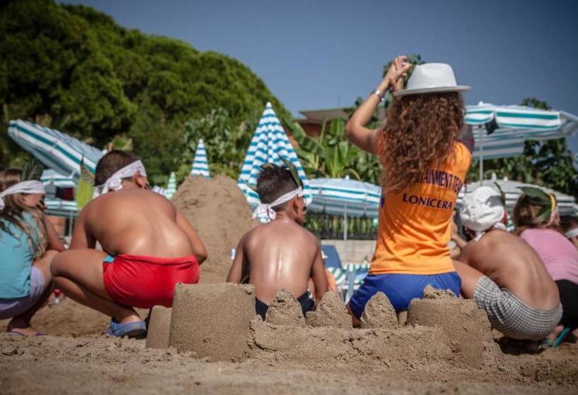 酒店 Lonicera World