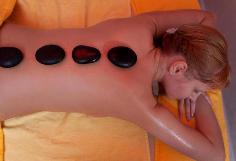 酒店 Lonicera World