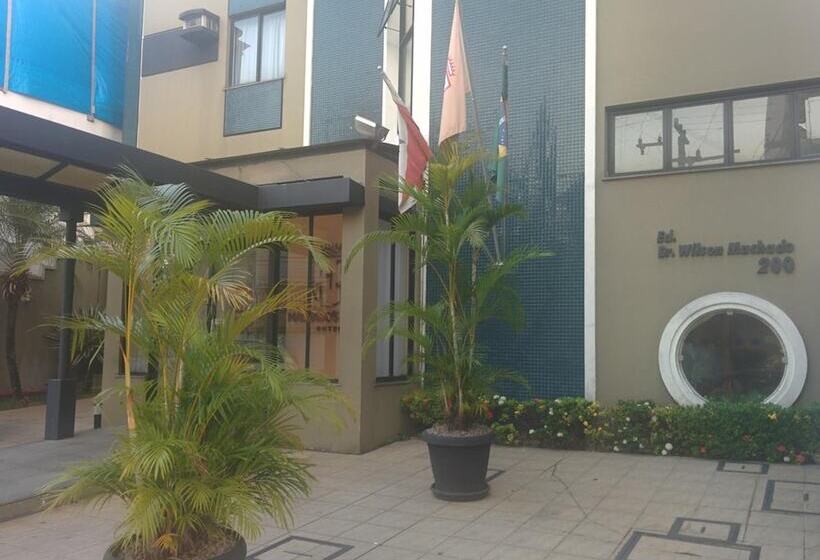 Отель Machado´s Plaza