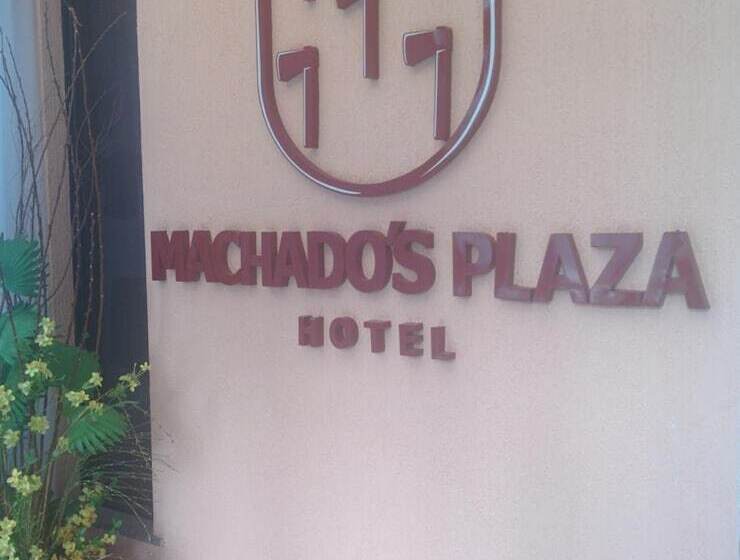 Отель Machado´s Plaza