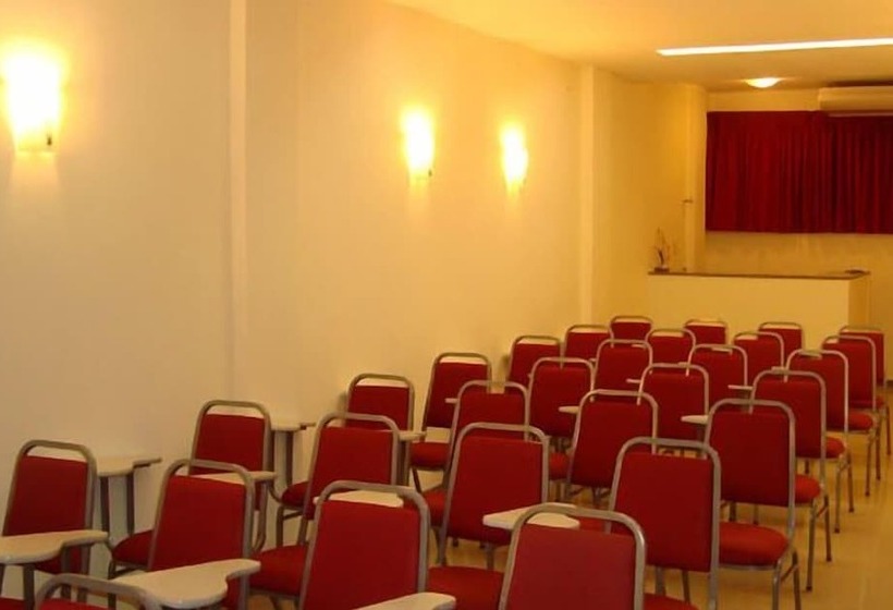 Отель Machado´s Plaza