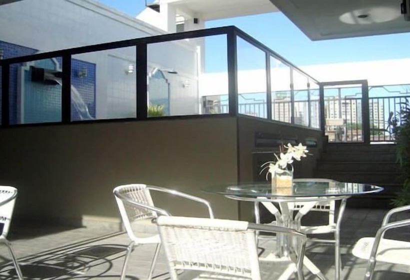 Отель Machado´s Plaza