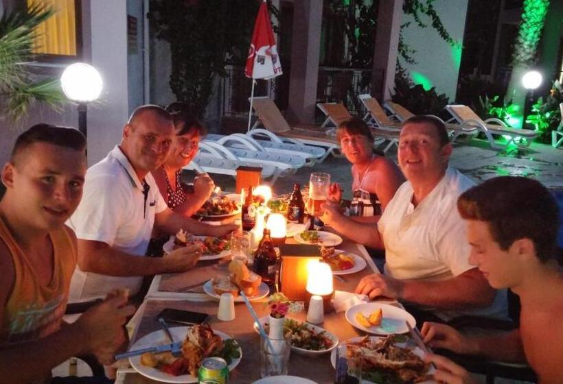 ホテル Minta Apartments