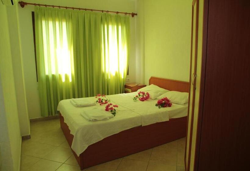 ホテル Minta Apartments