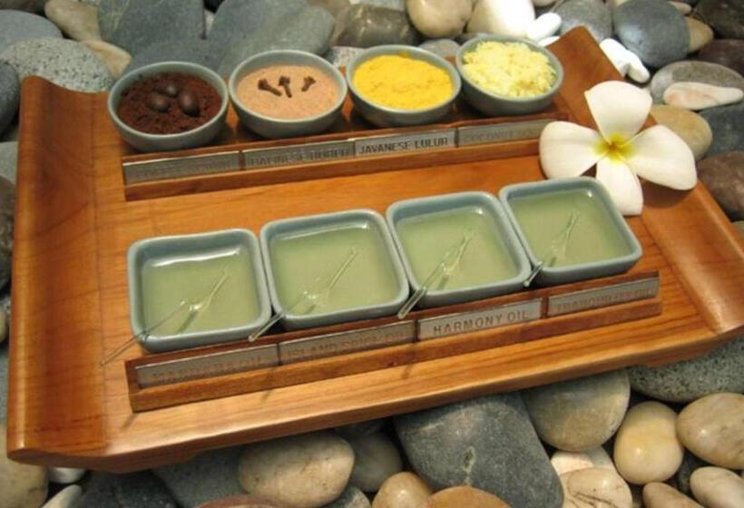 Hotel Miri Marriott Resort & Spa