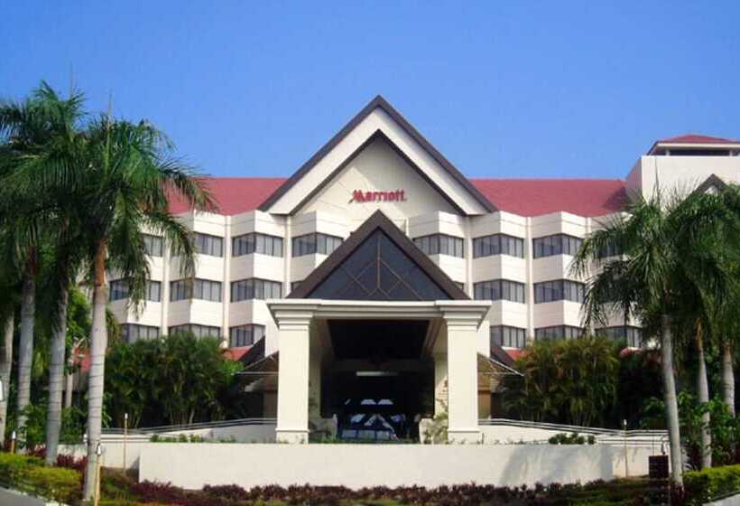 Hotel Miri Marriott Resort & Spa