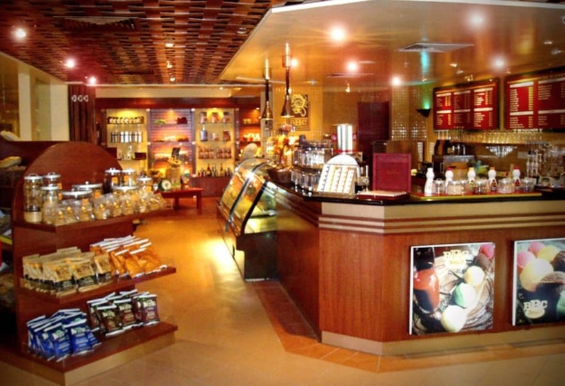 Hotel Miri Marriott Resort & Spa