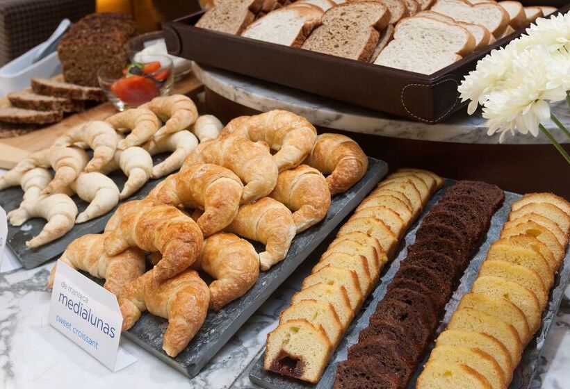 هتل NH Córdoba Urbano