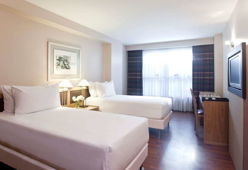 هتل NH Córdoba Urbano