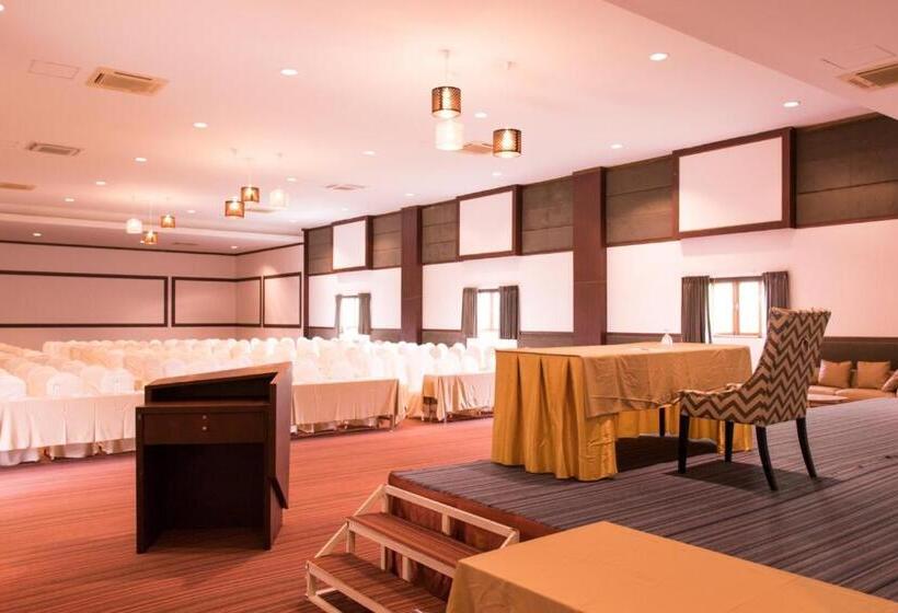 Hotel Pattawia Resort & Spa, Pranburi