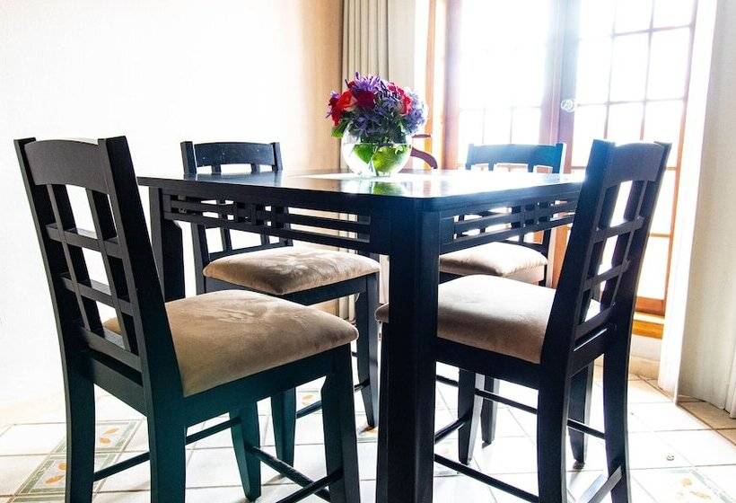 هتل Plaza Del General