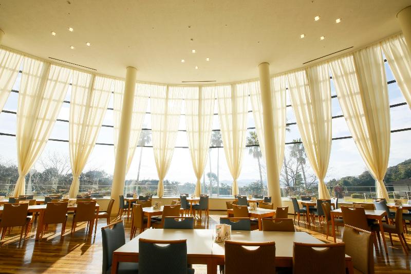 בית מלון כפרי Grand Mercure Awaji Island Resort & Spa