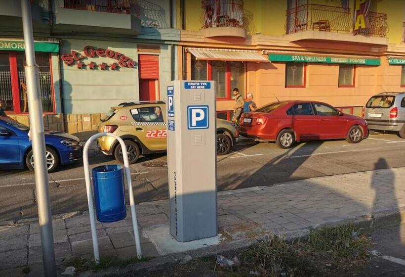 Saint George Hotel & Medical Spa