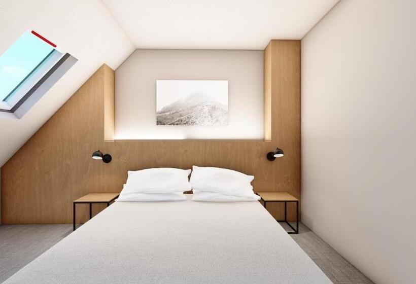 Saint George Hotel & Medical Spa