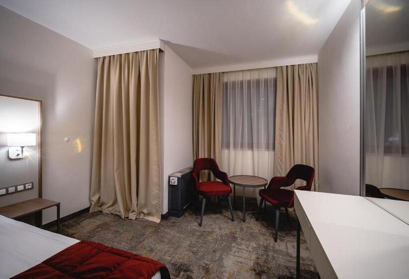 Saint George Hotel & Medical Spa