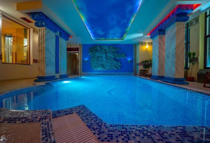 Saint George Hotel & Medical Spa