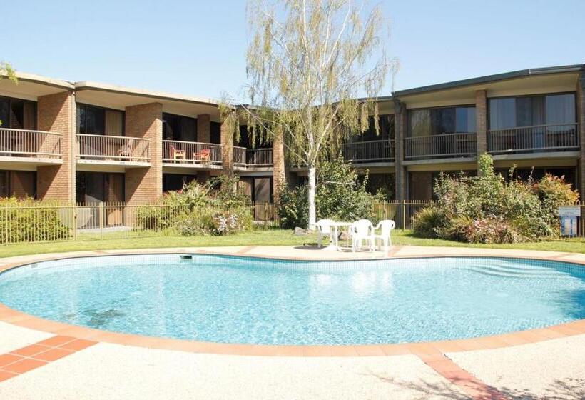 Sandown Regency Hotel & Apartments