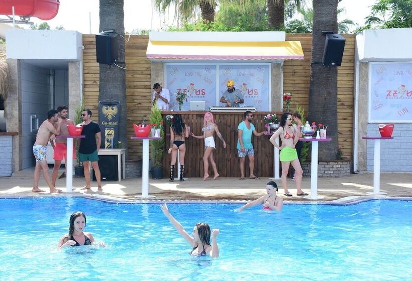 酒店 Sun Beach Resort