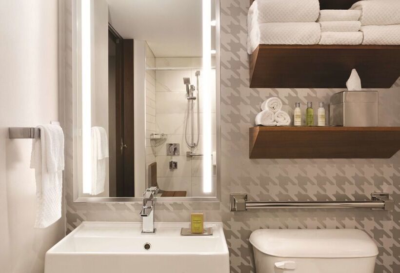 American Hotel Atlanta Downtown, Tapestry Collection Hilton