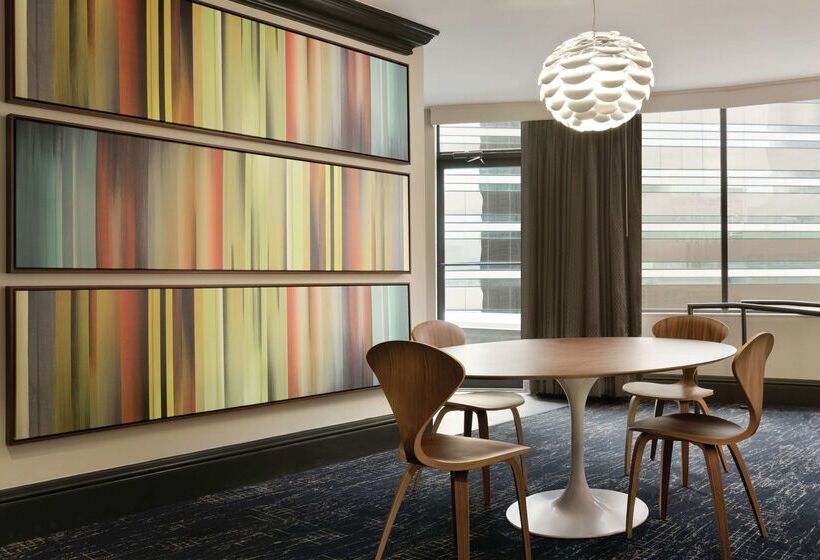 American Hotel Atlanta Downtown, Tapestry Collection Hilton