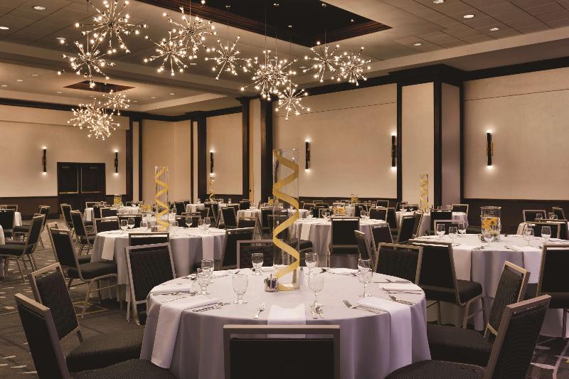 American Hotel Atlanta Downtown, Tapestry Collection Hilton